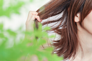 VIM hair おもろまち店が提案する髪質改善と縮毛矯正で叶える理想の艶髪デザイン