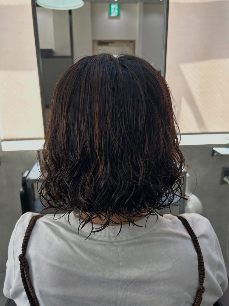 VIM hair おもろまち店が提案するブリーチ破面を意識したデザインカラー｜沖縄県那覇市で理想を形に