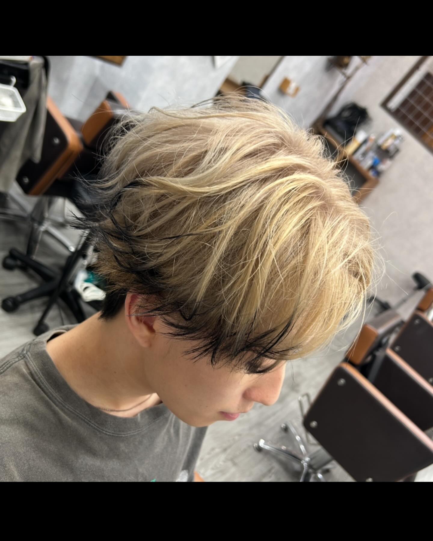 vimhair宜野湾店TEL  098-898-5050〒沖縄県宜野湾市伊佐3丁目9-18Dress3918 1F営業時間　10〜21時　　定休日なし#ブリーチ#ケアブリーチ#ハイトーンカラー#ダブルカラー#ハイライト#白髪染め#白髪ぼかし#トレンドカラー#北谷美容室#透け感カラー#透明感カラー#オフィスカラー#20代#30代#20代髪型#30代髪型#40代髪型#アンブレラカラー#バレイヤージュ#シャドールーツ#ミルクティーベージュ#ベージュ#春カラー#夏カラー#秋カラー#冬カラー#カラー#沖縄美容室#宜野湾美容室
