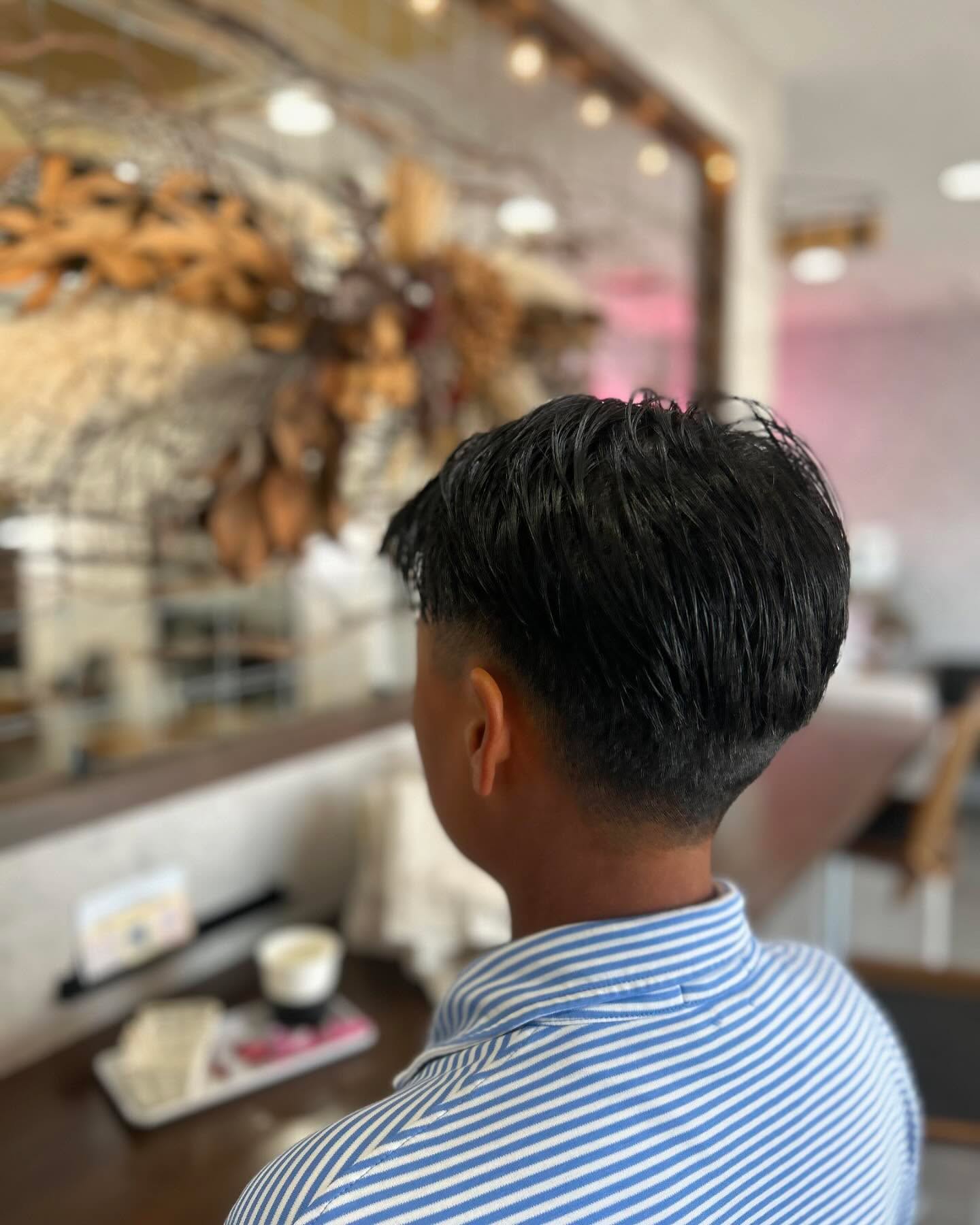 こんにちは🌞VIMhair金城店です️今回は女性でもバッサリしたいというお客様でボーイッシュ女子スタイルのご紹介ですスタイリストYUMIさん担当いたしました️#vimhair金城店 #小禄美容室