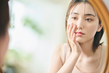 【沖縄県那覇市】光脱毛は髭に効果なし？Riliy eyelashが原因と対策を徹底解説！
