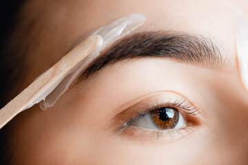 ワックス脱毛で毛が薄くなるって本当？専門サロンが徹底解説｜Riliy eyelash（沖縄県那覇市）