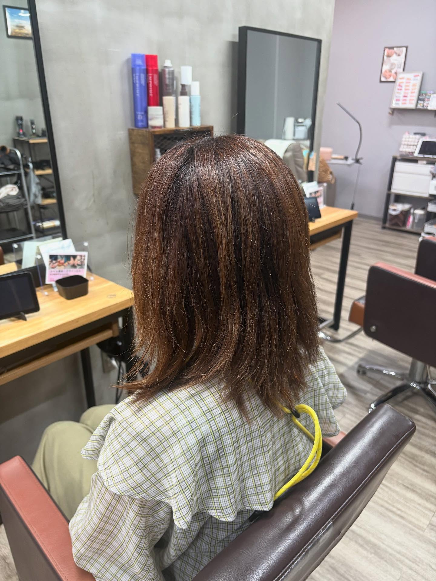 .トリートメントがあたらしくなりましたこれを機にトリートメント気になる方は是非ご相談ください！！.写真はbefore⇒afterです‬.#bykart #bykarte取り扱いサロン #トリートメント #沖縄美容室#うるま美容室#カラー#ブリーチ#ケアブリーチ#ブリーチなし#縮毛矯正#ストレート#髪質改善#トリートメント#ハイライト#インナーカラー#バレイヤージュ#シャドールーツ#カット#ヘアセット#ヘアアレンジ#白髪染め#白髪ぼかし#フィヨーレ#沖縄移住#沖縄美容師#VIMhair
