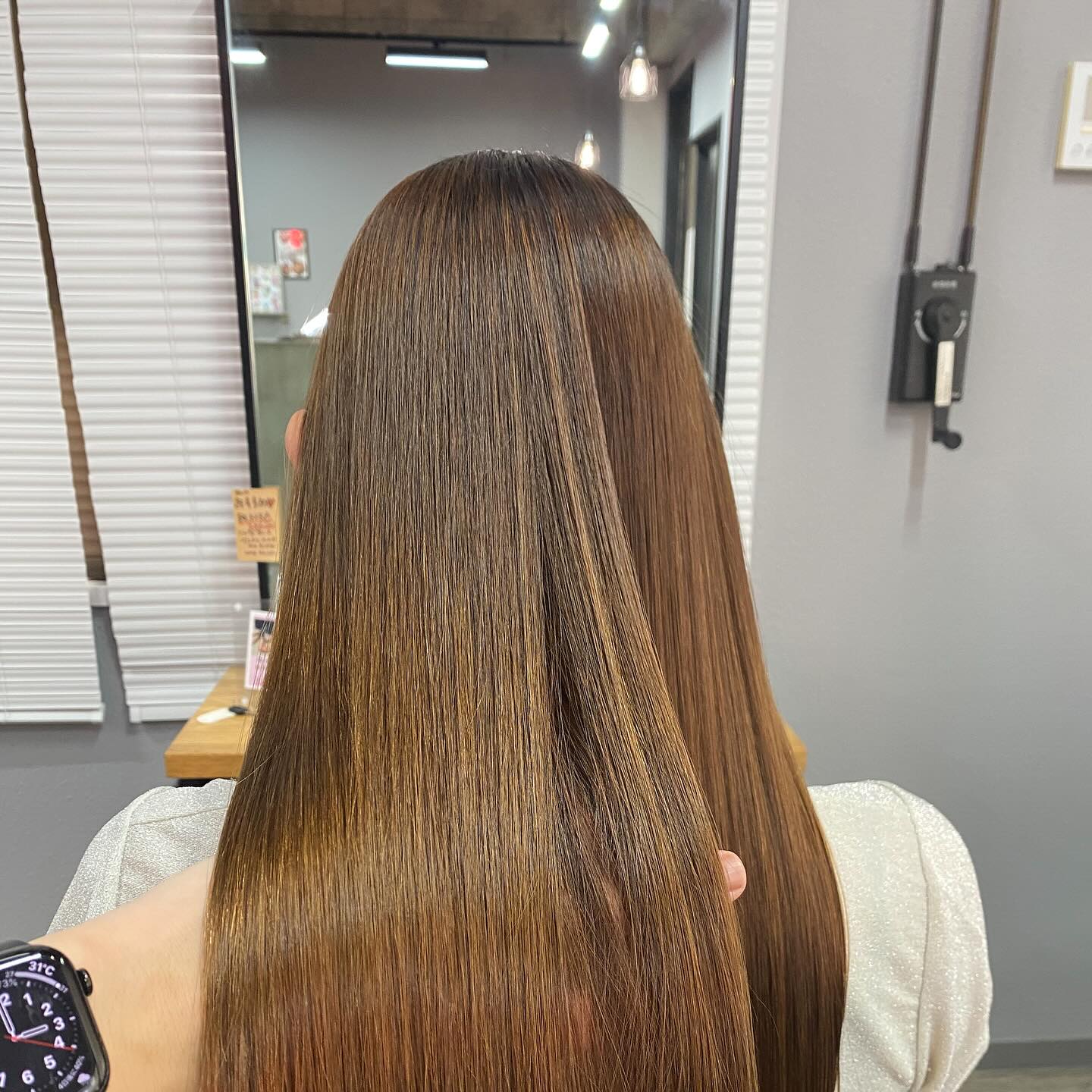 こんにちは！今月から導入した︎バイカルテトリートメント︎髪の毛の主要構成成分の(シスチン)を補修することで艶やかな髪に導きます！！是非、お試しください！！#髪質改善 #艶髪 #髪質改善トリートメント#バイカルテ#バイカルテ取り扱いサロン #うるま市#沖縄#沖縄美容室#縮毛矯正