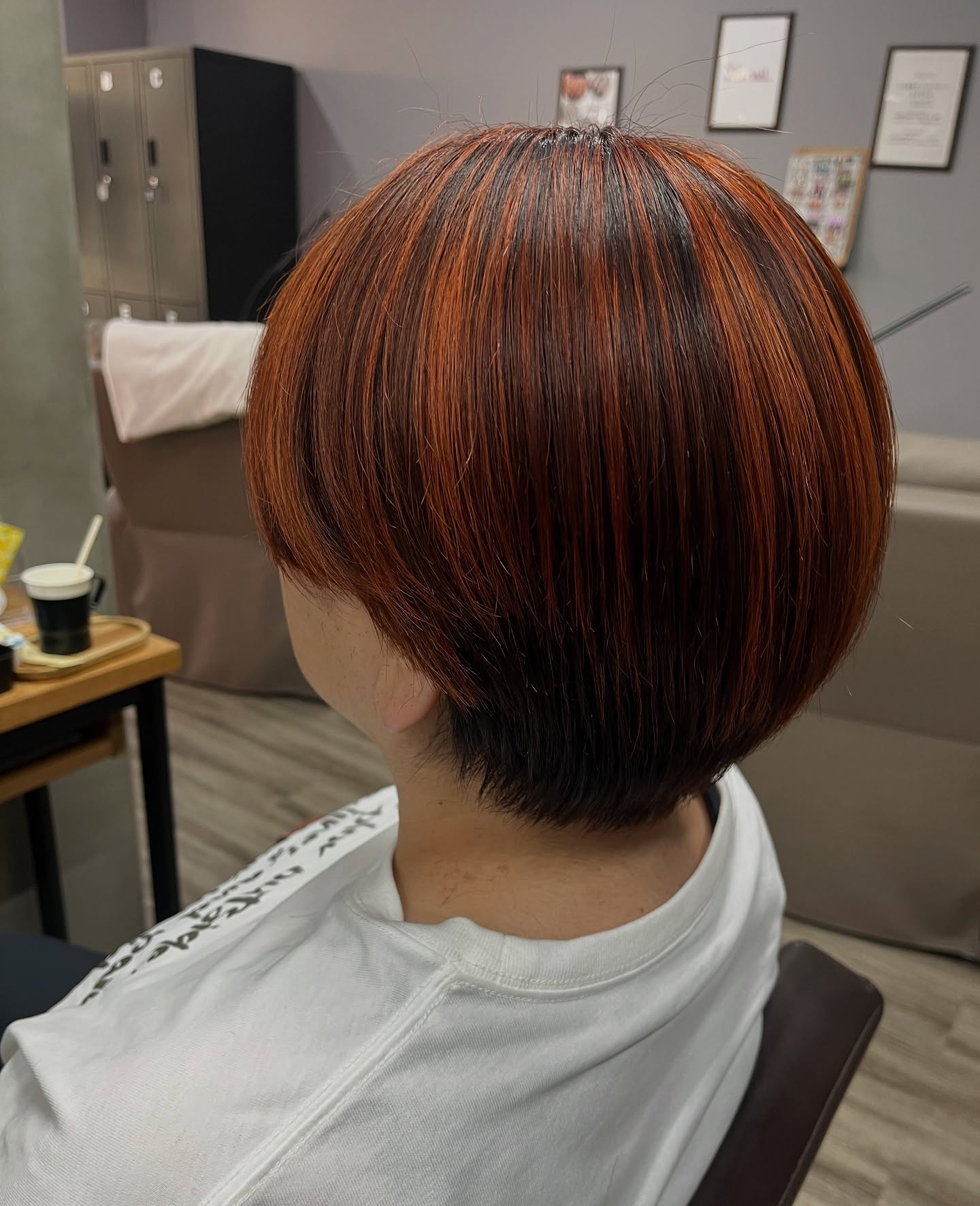 表面ハイライトでオレンジカラーをオンしたら、周りと差がつくデザインカラー🧡#うるま市#うるま市美容室#ハイライト#アンブレラカラー#白髪ぼかし#オレンジ#オレンジカラー