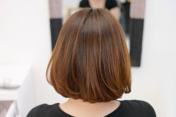 沖縄県うるま市のVIM hair うるま店が教える白髪ぼかし×ハイライトのセルフケア完全ガイド