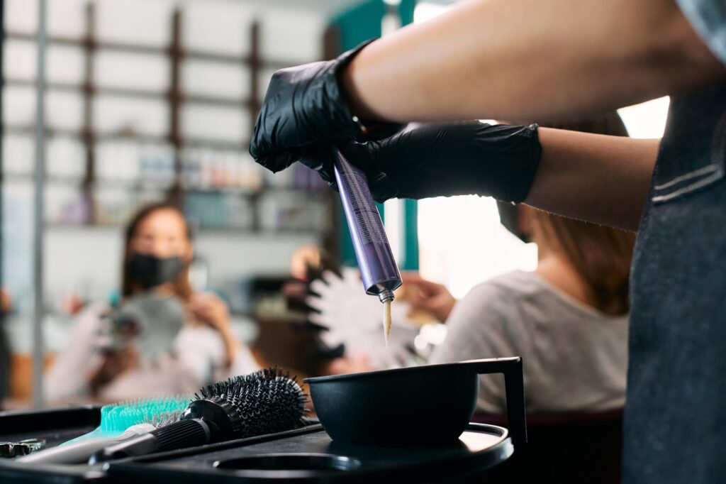 髪質改善とカラーはどっちが先?効果的な順番と理由をVIM hair おもろまちの店長が解説♪|VIMhairおもろまち店